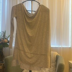 free people we the free off the shoulder slit up side size xs very flow and soft